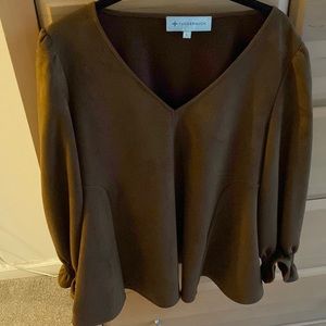 Tuckernuck brown top